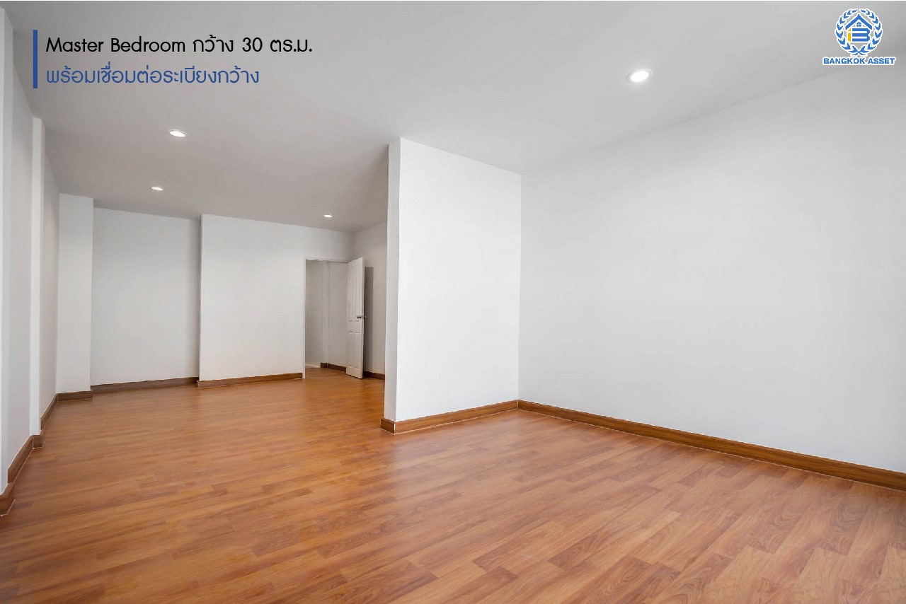 บ้านมือสองตกแต่งใหม่ ติด MRT "สถานีบางกระสอ" ม.นารีนคร รัตนาธิเบศร์ ตอบโจทย์ทุกการอยู่อาศัย ฟังก์ชั่น 2 ห้องนอนใหญ่ 2 ห้องน้ำ ต่อเติมครัวเคาน์เตอร์ และโรงจอดรถ บนทำเลดีที่สุด! ใกล้เซ็นทรัลรัตนาธิเบศร์ และจุดขึ้นทางด่วน "งามวงศ์วาน"